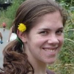 Meet your Posher, Caitlin